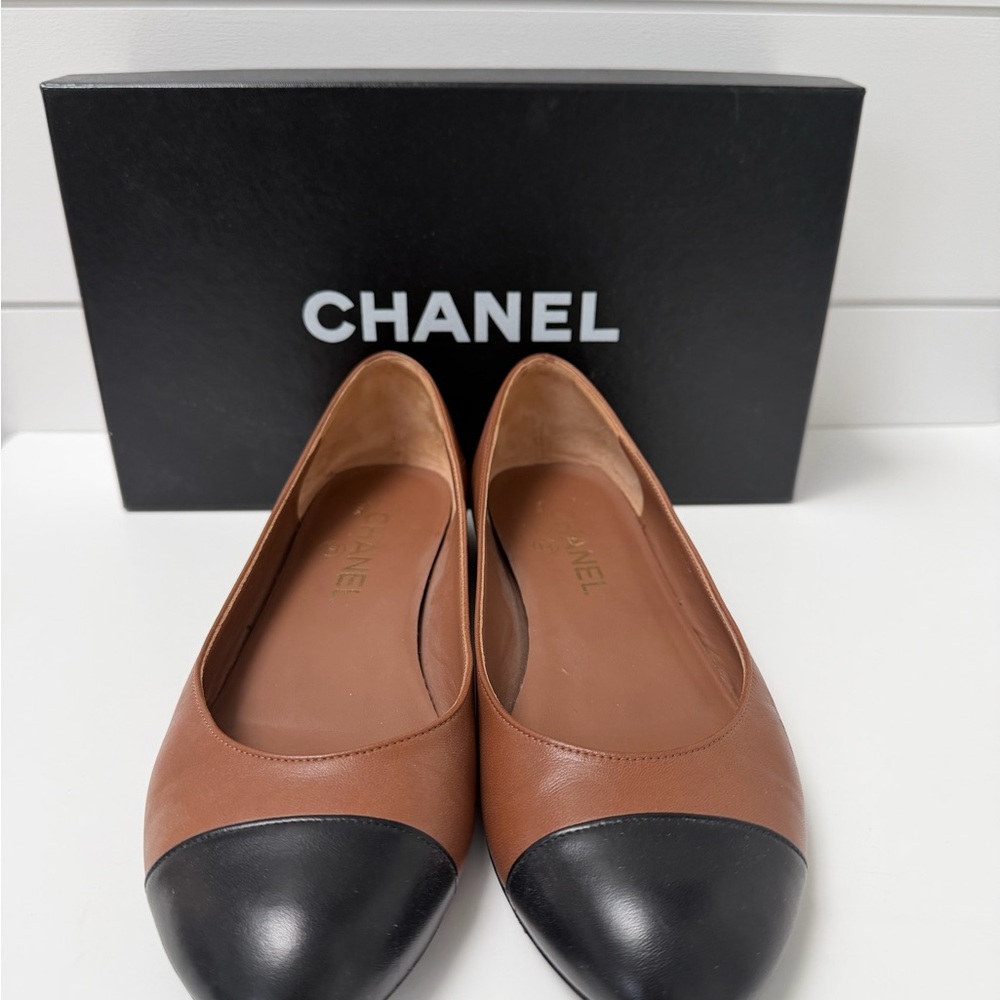 CHANEL Brown Leather Flats with Black Cap